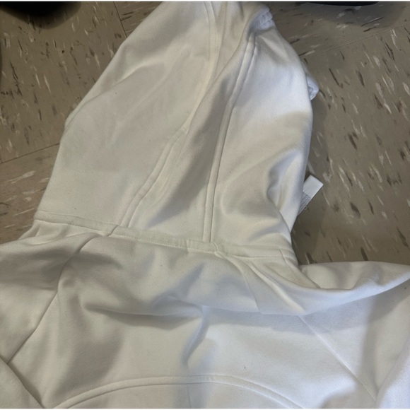 Athleta Triumph Hoodie in White - Picture 4 of 5